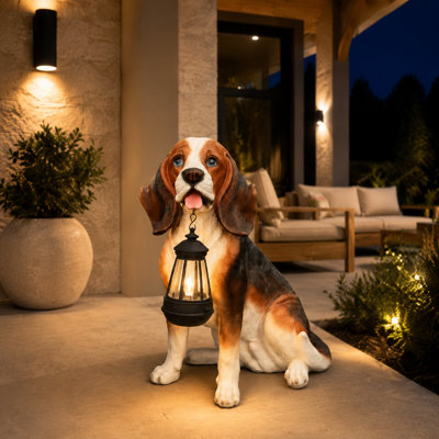 Statue de jardin en résine de beagle 16,9 po peinte à la main avec lumière solaire et panneau de bienvenue à double face