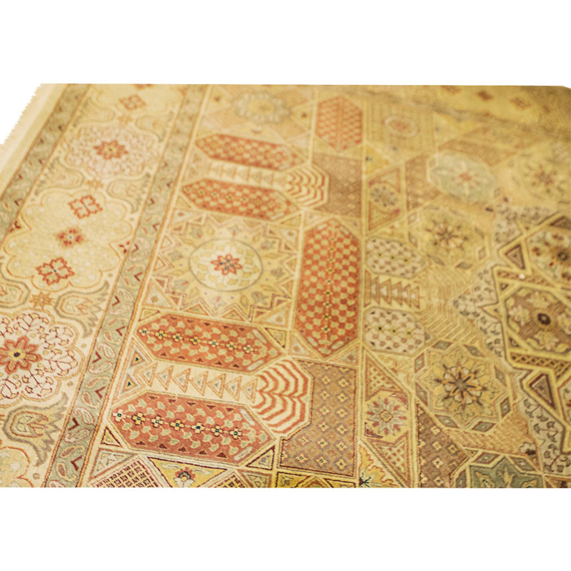 Hand Knotted Wool Area Rug in Cream