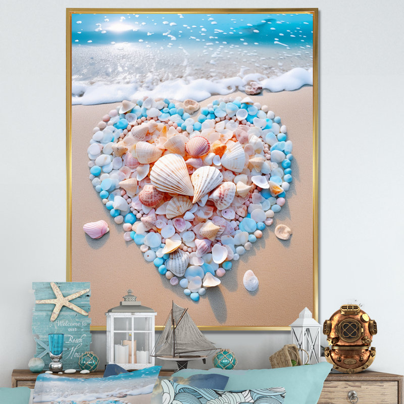 «Pink and Turquoise Heart On The Beach», reproduction sur toile, H 44 po x l 34 po x P 1,5 po, Cadre flottant doré
