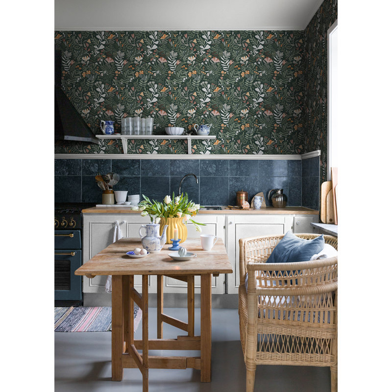 Brittsommar Wallpaper Roll, Dark Green/Cream