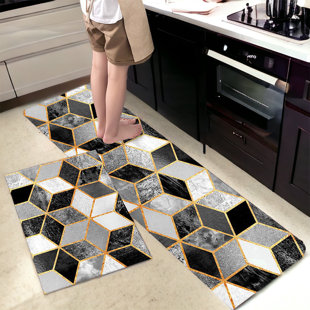 Jishnu Anti-Fatigue Non-Skid Kitchen Mat Everly Quinn