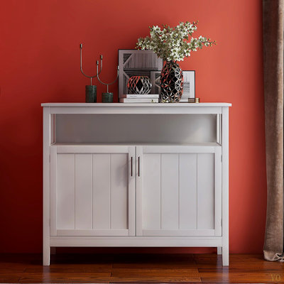Buffet de cuisine avec buffet et armoire de service