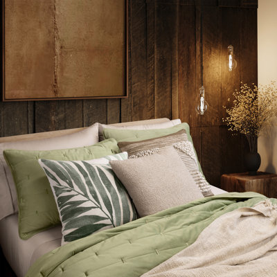 Coussin décoratif Indigo Road par égyptien Sherrod Kamaya