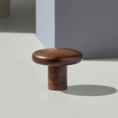 Brutus Walnut Round Knob