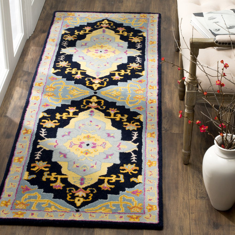 Blokzijl Hand Tufted Wool Oriental Rug, Runner 2'3" x 7'