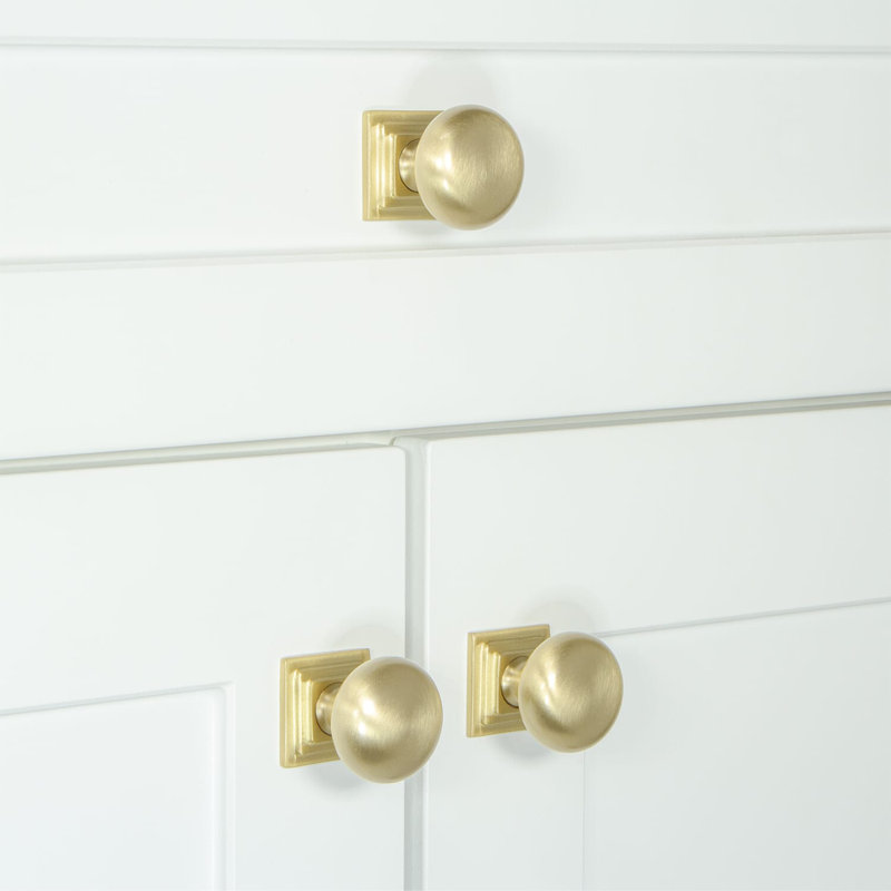 Fifth Avenue Cabinet Knob, Satin Brass