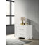 Table de chevet rectangulaire blanche à 2 tiroirs avec poignées en métal, chambre à coucher pour garder les choses propres, esthétique propre et moderne, poignées de bar de 23 po x 15 po, organisateur, look classique, mélange de bois massif, 15 profondeurs