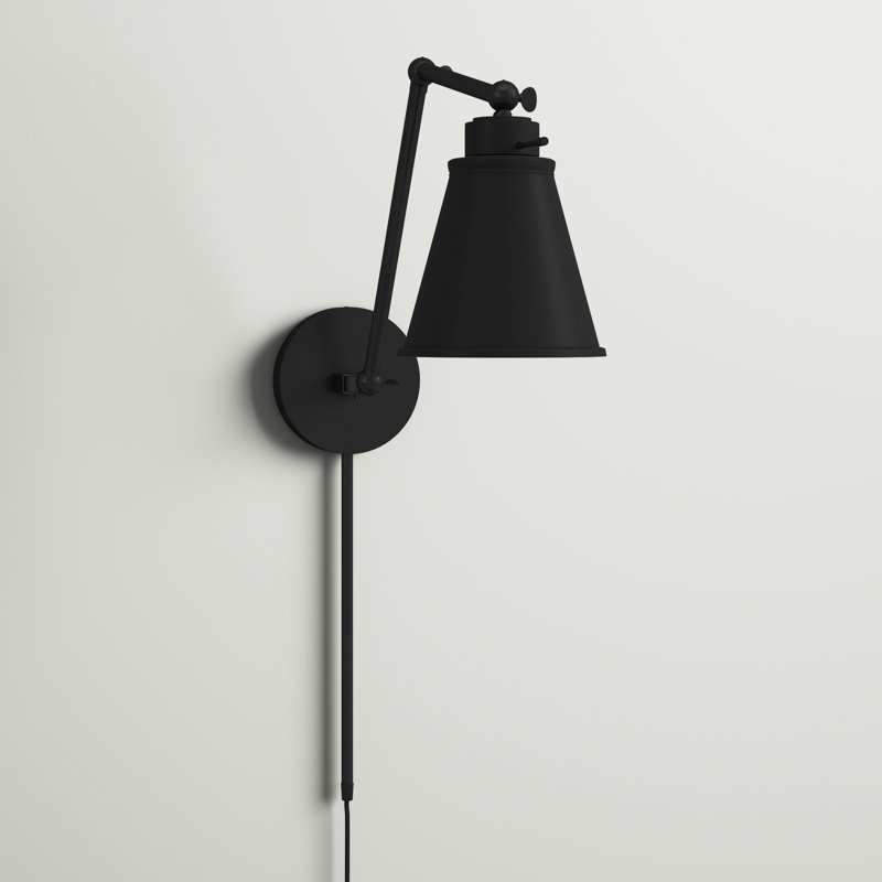 Quandro Steel Swing Arm Sconce, Matte Black