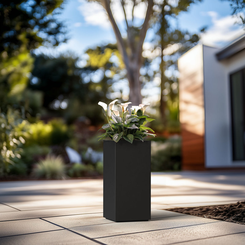 Boîte à fleurs en béton Kalil, H 24 po x l 11,5 po x P 11,5 po, Noir anthracite