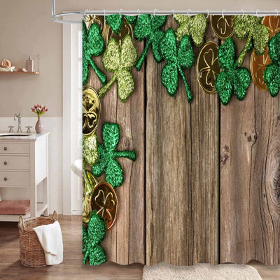 Trèfle vert, fête de la Saint-Patrick, bois avec 12 crochets
