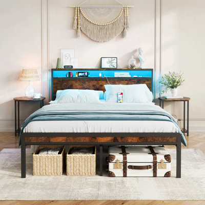 Structure de lit double en métal avec tête et pied de lit, éclairage à DEL, sommier noir robuste avec support en lattes d'acier, silencieux, L 81,73 po x l 54,13 po x H 38,96 po