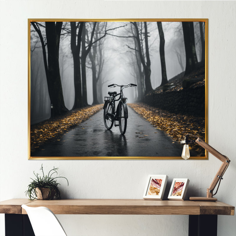 Bicyclette pédalant dans l'impression, H 30 po x l 40 po x P 1,5 po, Cadre flottant doré