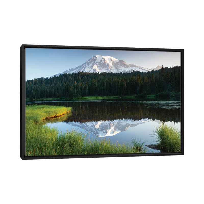 « reflection of mountain », reproduction de photo sur toile, H 18 po x l 26 po x P 1,5 po, Toile encadrée noire, Pas de tapis