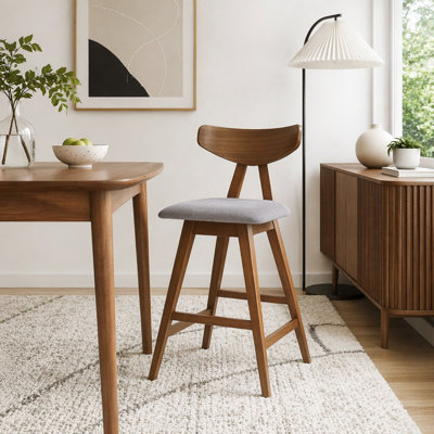Ensemble de 2 tabourets de comptoir en V Mid-Century avec structure en bois d'hévéa