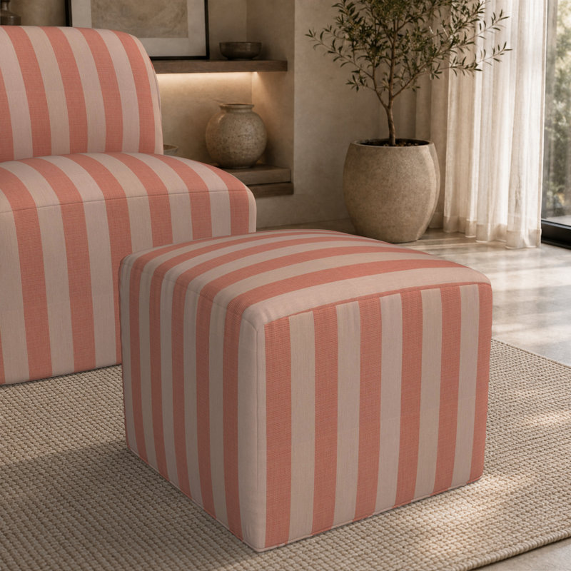 Repose-pieds rembourré Praia Sunbrella, H 18 po x l 22 po x P 22 po, Sunbrella® rayé expressif