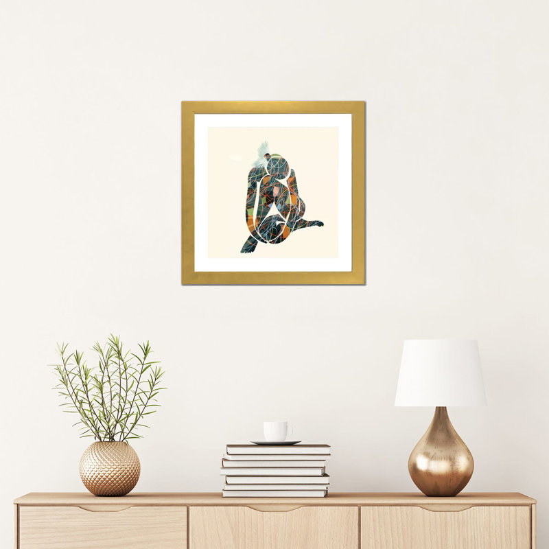 «Nude I» par Ana Rut Bré - impression d'art graphique, Papier encadré doré, Blanc, H 16 po x l 16 po x p 1 po