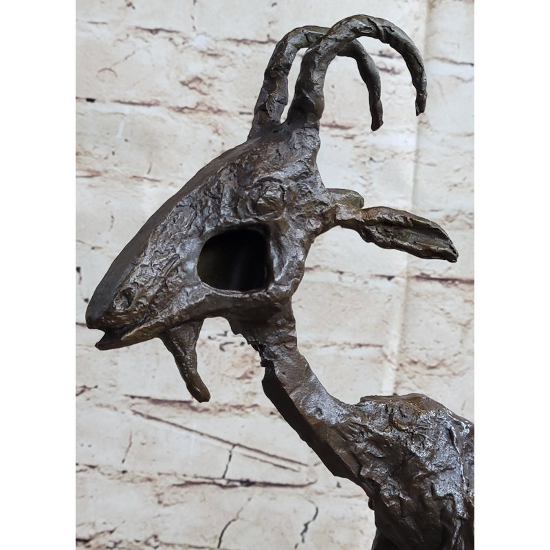 Figurines et sculptures Cashtin