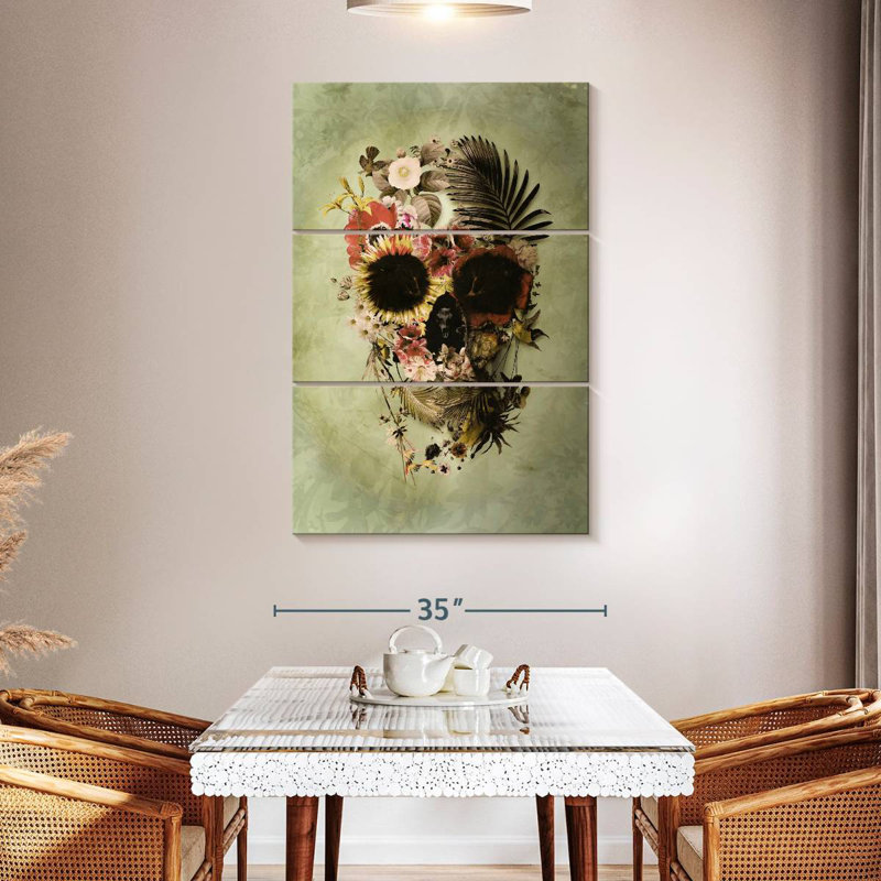 Hitzel Garden Skull Light, 23" H x 14" W