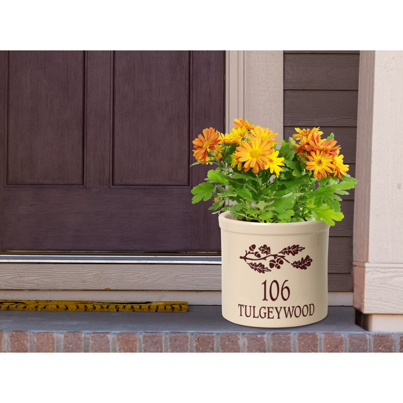 Woodmansee Pot Planter, Red, Yes