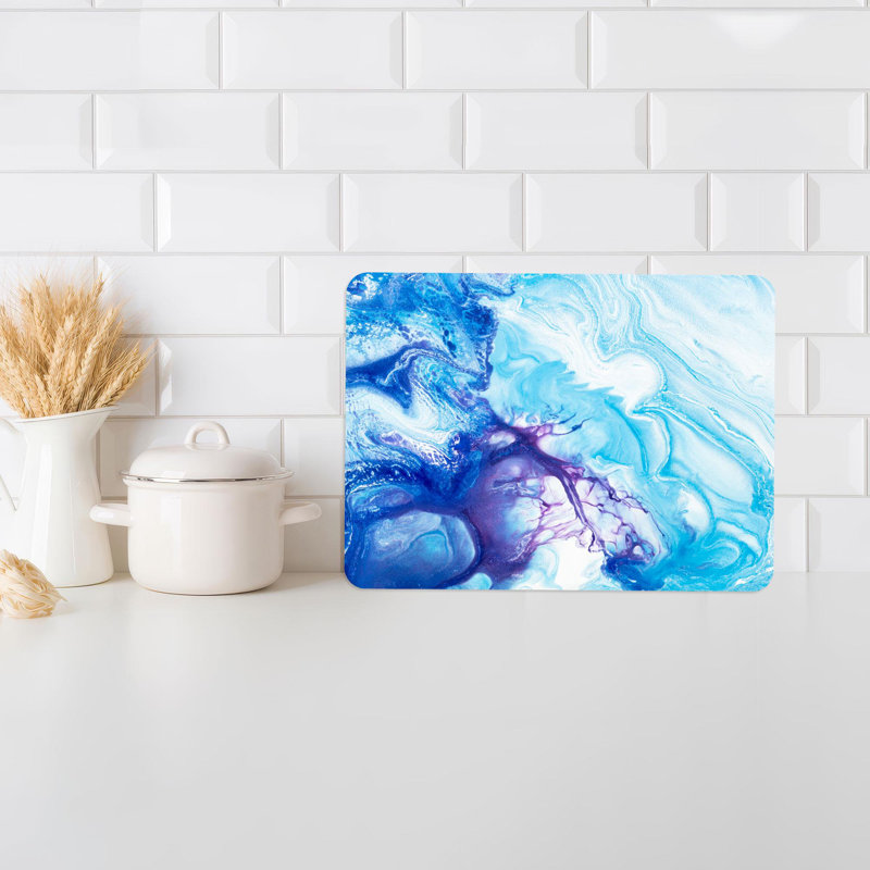 Planche à découper moderne en verre à thème en marbre bleu avec un design contemporain coloré, idéale pour une utilisation quotidienne dans la cuisine