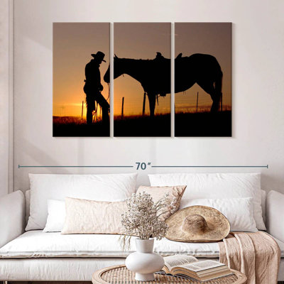 Lelar Cowboy Standing With His Horse