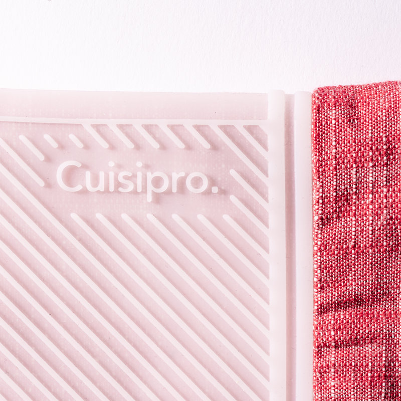Cuisipro Silicone Oven Gloves, Pair, Heat Resistant to 260°C, Non-Slip Full Coverage Oven Mitts, Red