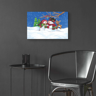 Snow Couple by - Unframed Print -  The Holiday Aisle®, 19293EE0C221436F8143562959919E25