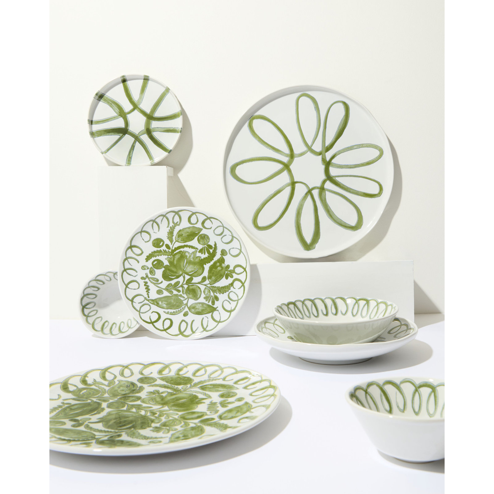 Hartley Pasta Bowl - Pink - 9.1", White, Green