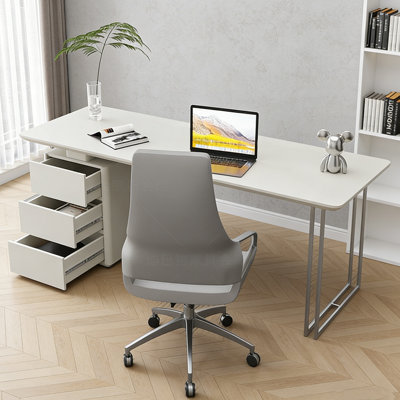 Bureau italien moderne