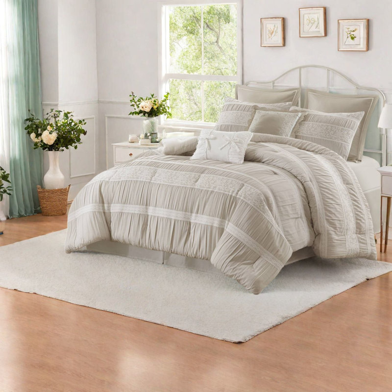 Luxurious Jacquard Bedding Sets, Polyester King Size With Neutral Chic Style