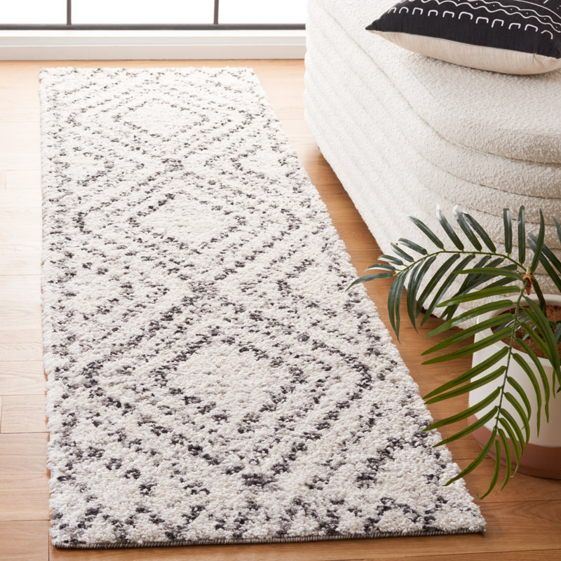 Tapis ivoire / noir Hasiel, Tapis de couloir 2 pi 2 po x 8 pi