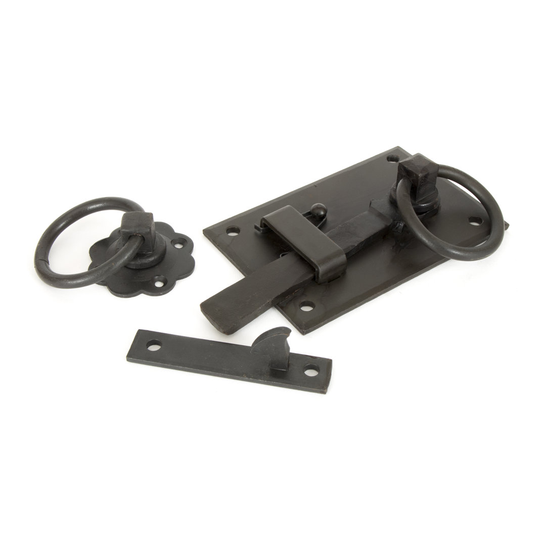 Cottage Latch Door