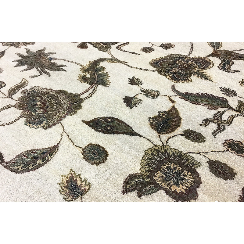 Hand-Knotted High-Quality Ivory Area Rug
