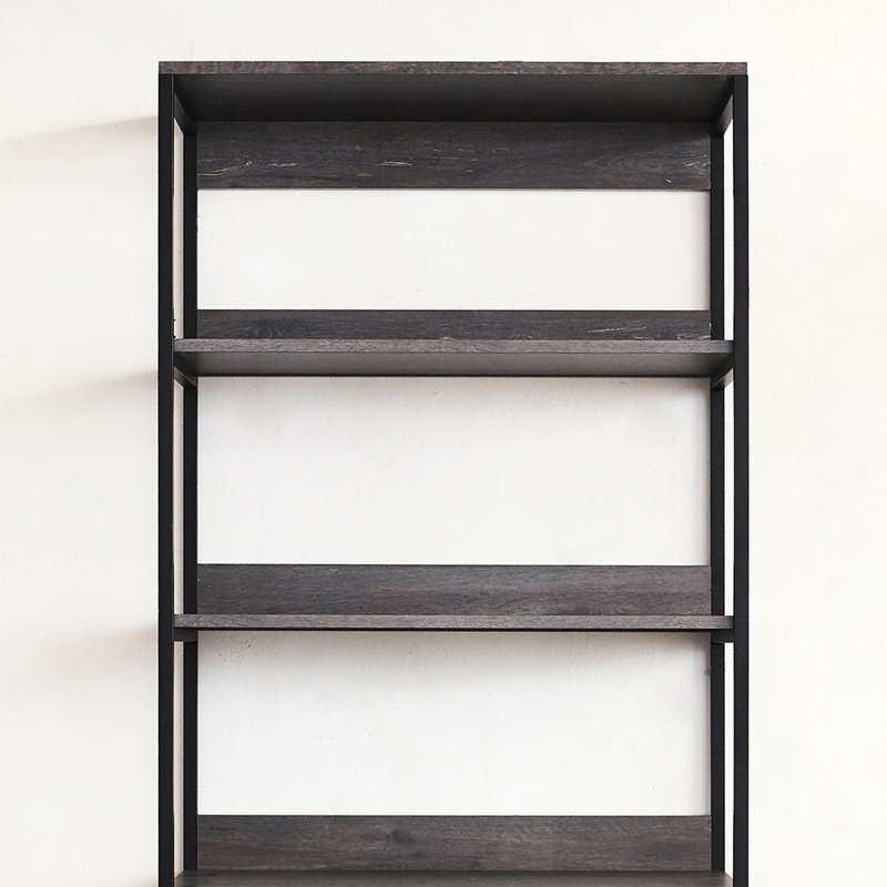Unité de rangement rustique gris - tache d'eau 76,18 po Hauteur du garde-robe avec cadre en métal et profondeur en bois massif de 17,02 po