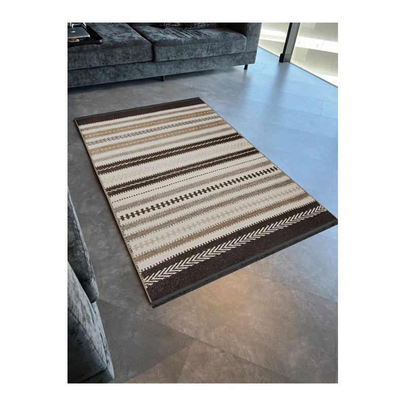 Tapis beige lavable à la machine à motif géométrique, Tapis de couloir 4 pi 11 po x 9 pi 10 po