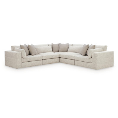 Stonecroft Manor 5-Piece Sectional