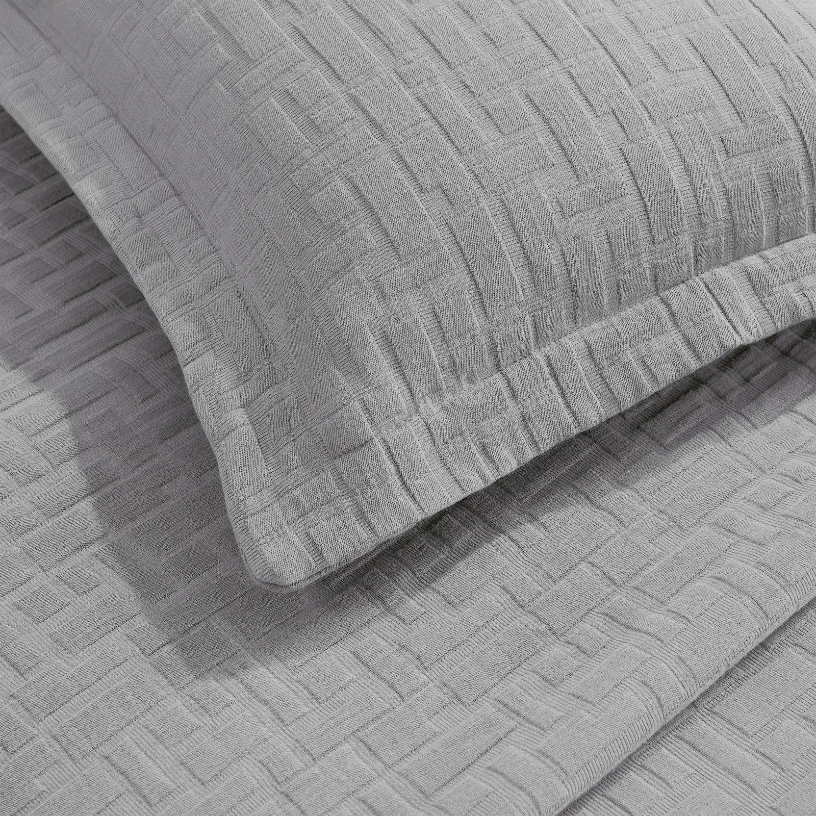 Geometric Matelasse Bedspread Set, California King Bedspread + 2 King Shams, Gray