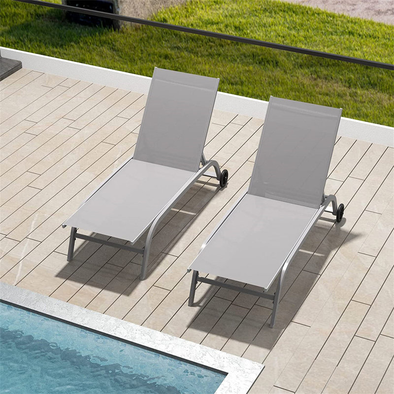 Chaise longue d'extérieur en métal Mehebbet, Gris