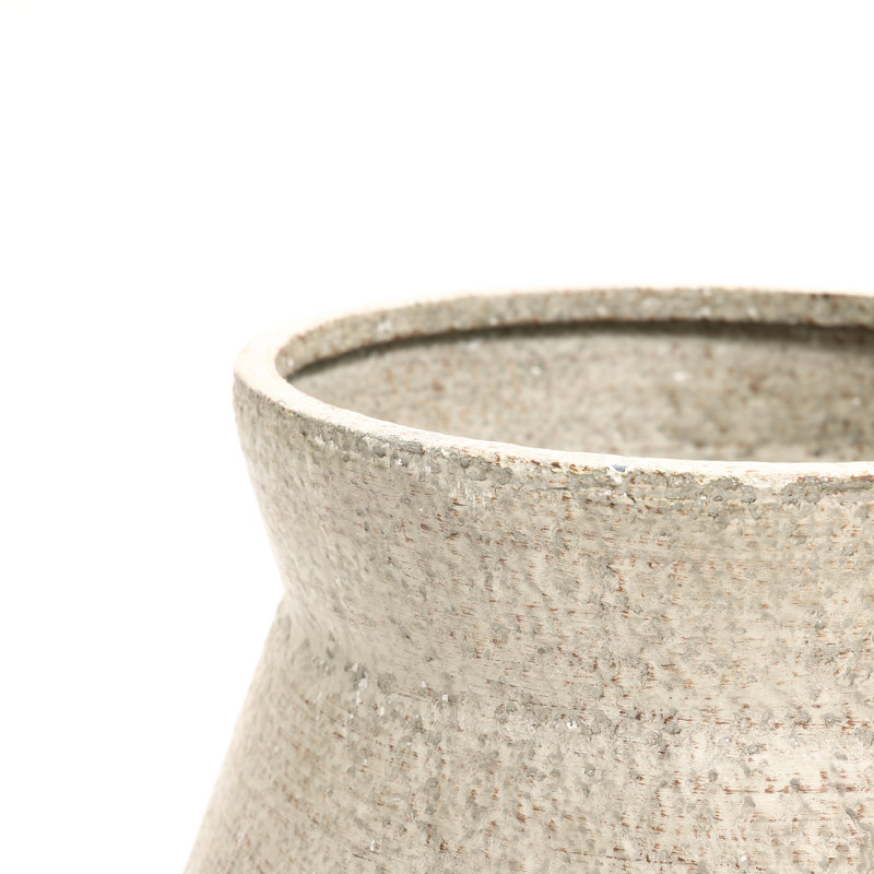 Cache-pot en métal vieilli avec support Chanhassen (ensemble de 2), Beige