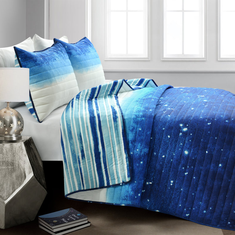 Space Star Reversible Quilt Set, Twin Quilt + 1 Standard Shams