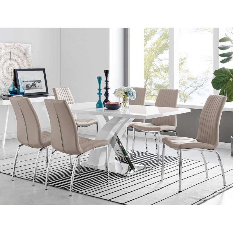 Ensemble de table de salle à manger Edzard en chrome et blanc ultrabrillant avec 6 chaises de luxe en similicuir
