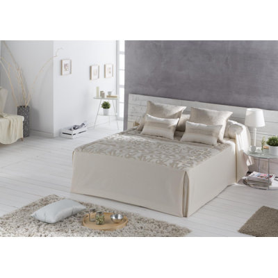 Saffo Polyester No Pattern Bedspread