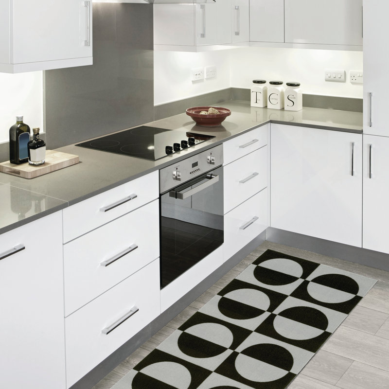 Hughes Geometric Non-Skid Kitchen Mat, Black