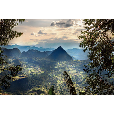 Discover Colombia by Elan Irving