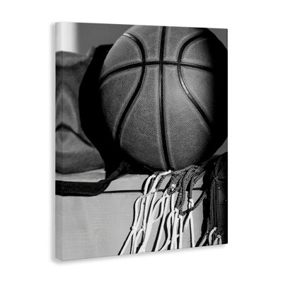 Art mural sur toile Basketball Sport Still Life par Daphne Polselli