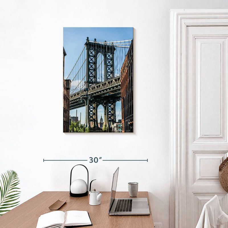 Lilie Manhattan Bridge Focus, 30" H x 20" W