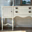 Armoire d'entrée minimaliste de style français