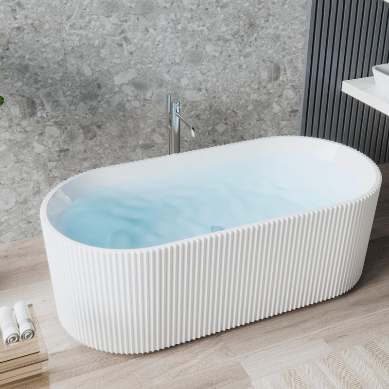 Baignoire de trempage autoportante - Élégante baignoire en acrylique blanc avec bonde chromée pour la détente au spa
