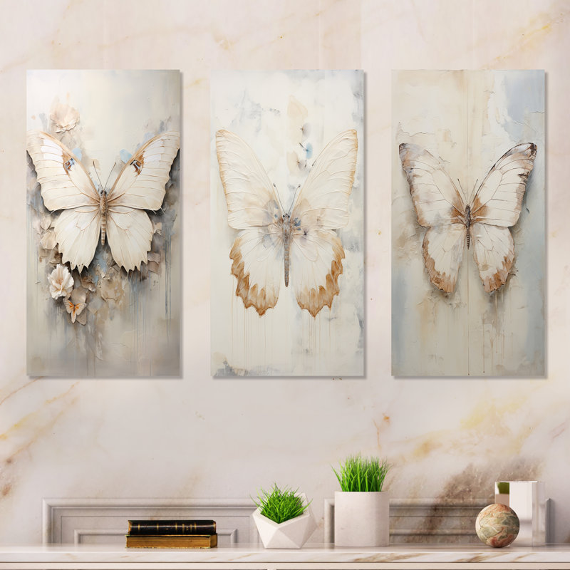 Minimalisme papillon beige - ensemble de 3 reproductions en métal papillon, H 28 po x l 36 po