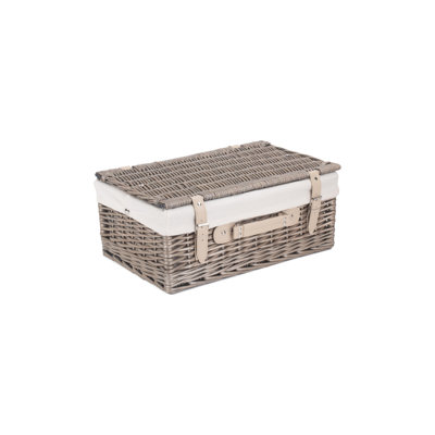 Wicker Basket with Lining